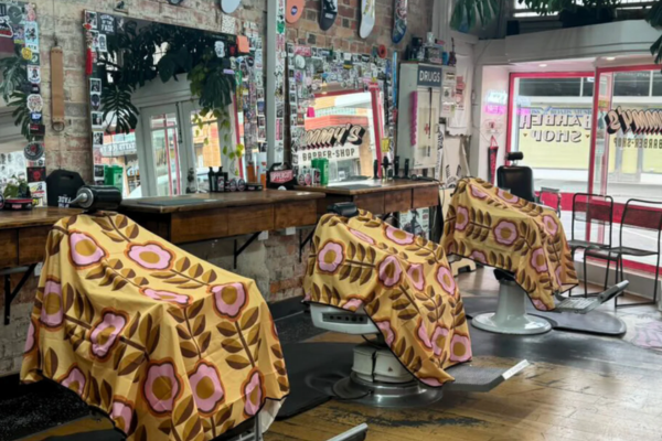  Des  barbiers old-school  aux coiffeurs...